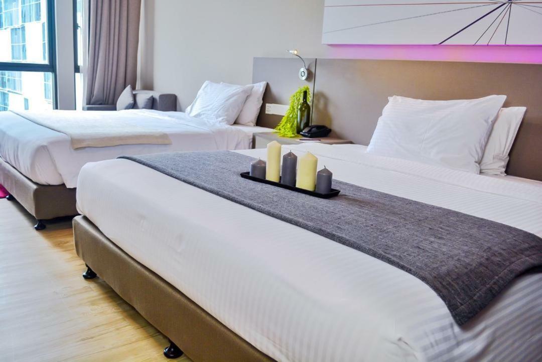 The 12 Suites @ Empire Damansara Petaling Jaya Εξωτερικό φωτογραφία