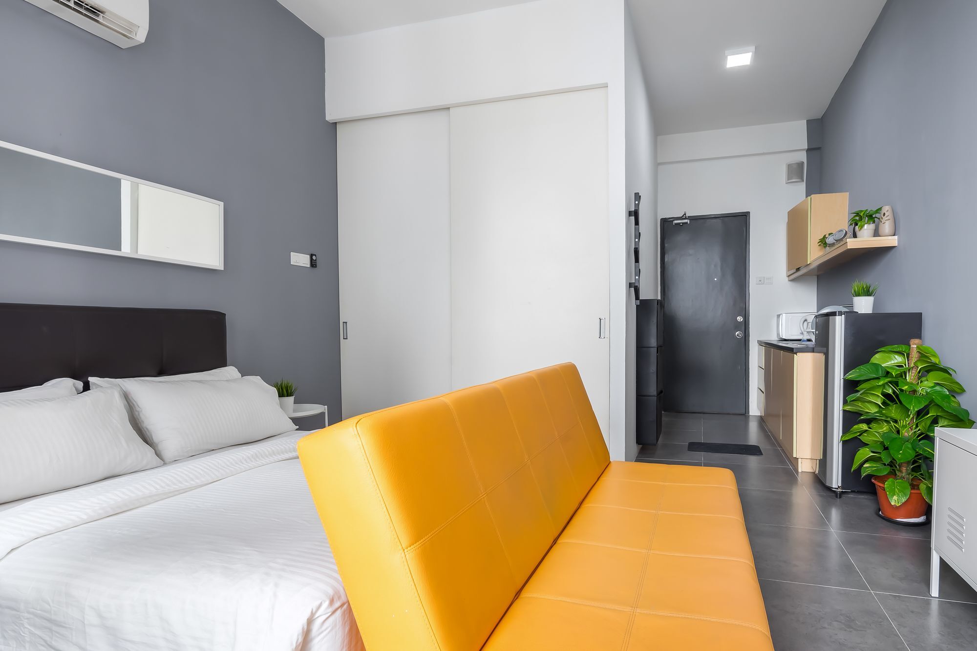 The 12 Suites @ Empire Damansara Petaling Jaya Εξωτερικό φωτογραφία