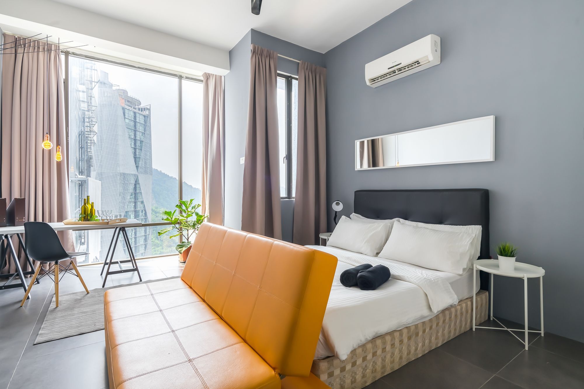 The 12 Suites @ Empire Damansara Petaling Jaya Εξωτερικό φωτογραφία